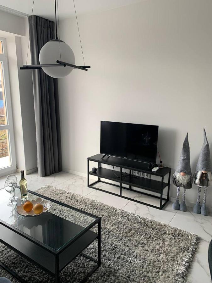 אוזהורוד New Modern Apartment מראה חיצוני תמונה