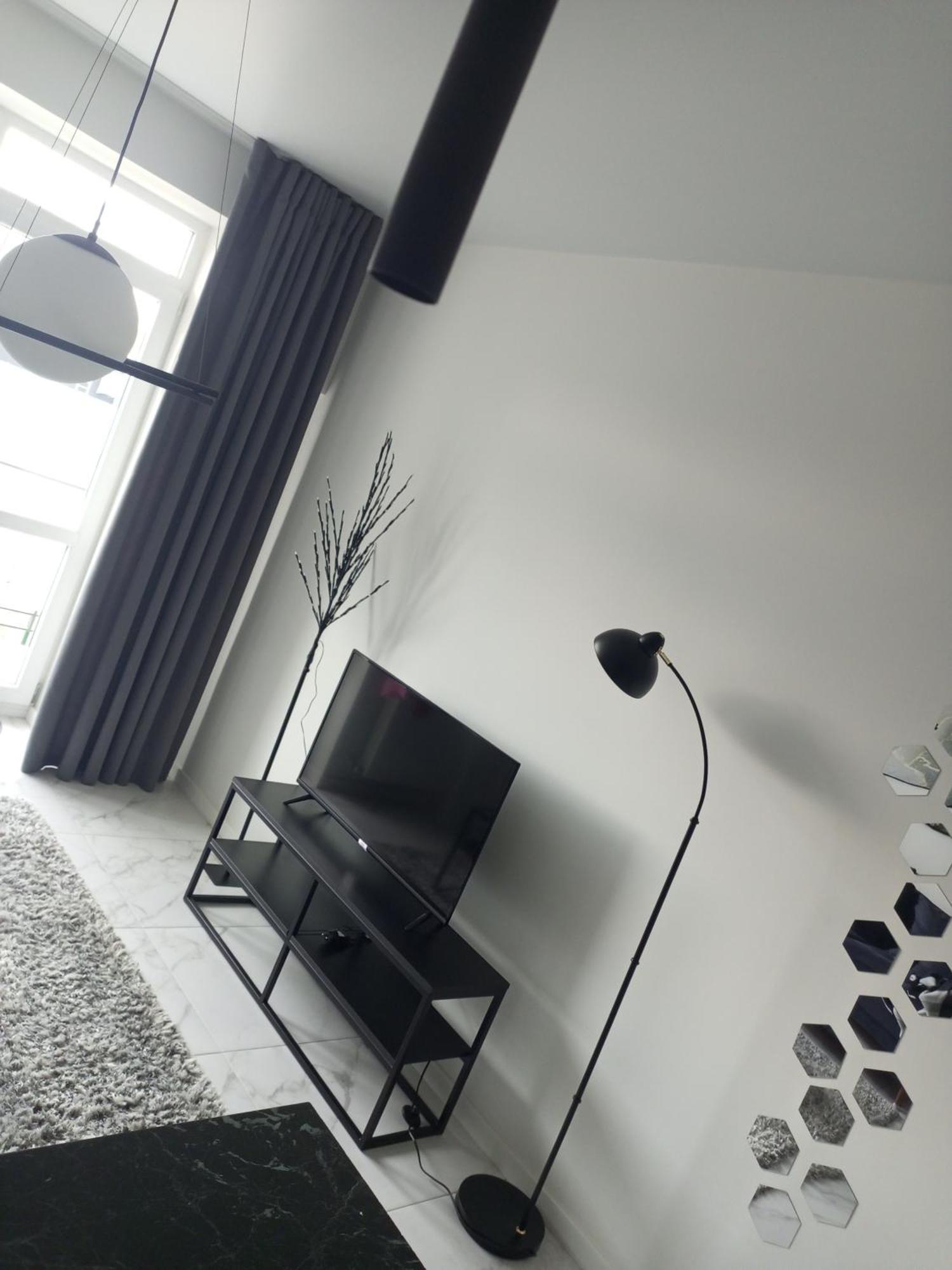 אוזהורוד New Modern Apartment מראה חיצוני תמונה